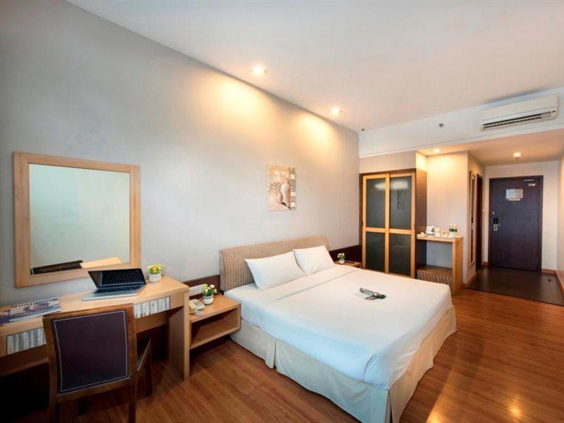 Kingwood Hotel Mukah Selangau Bagian luar foto